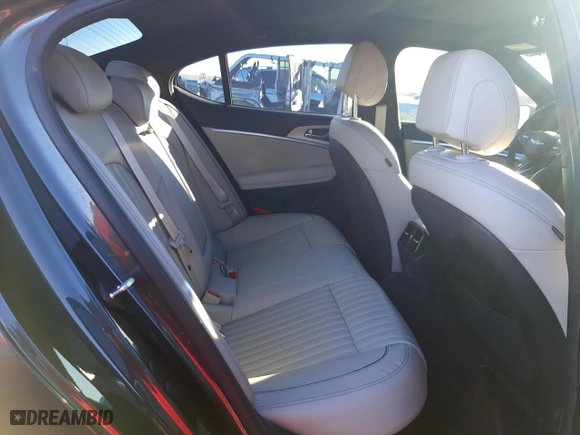 2022 Genesis G70 3.3T with VIN KMTG54TE2NU081924, listed as a Copart auction lot 80778343 with 18,277 mi miles. Bid and sale history available at carsss.com. Image 10.