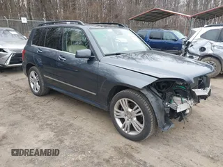 2015 Mercedes-Benz GLK with VIN WDCGG8JB7FG441353, listed as a IAAI auction lot 42186381 with 88,390 mi miles. Bid and sale history available at carsss.com. Image 1.
