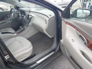 2013 Buick LaCrosse Leather с VIN 1G4GC5E35DF295116, выставлен на аукционе IAAI как лот 42652679 с пробегом 132 218 миль миль и . История ставок и продаж доступна на DreamBid. Изображение 5.