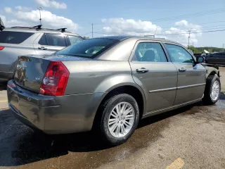 2009 Chrysler 300 LX with VIN 2C3KA43DX9H517198, listed as a Copart auction lot 71827414 with 81,888 mi miles and Clean Title. Bid and sale history available at carsss.com. Image 3.