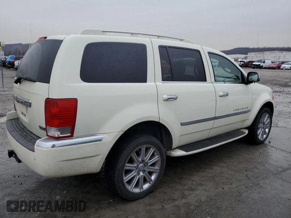 2008 Chrysler Aspen Limited z VIN 1A8HX58298F138266, wystawiony jako Copart lot #42144565 z przebiegiem 281 420 mil mil oraz Szkoda całkowita • Salvage title. Historia ofert i sprzedaży dostępna na DreamBid. Obrazek 3.