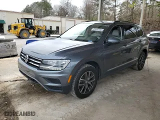 2020 Volkswagen Tiguan SE with VIN 3VV3B7AX2LM087320, listed as a Copart auction lot 50568055 with 106,781 mi miles and Clean Title. Bid and sale history available at carsss.com. Image 1.