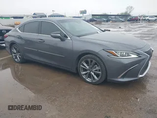 2019 Lexus ES 350 z VIN 58ABZ1B14KU035778, wystawiony jako IAAI lot #41959262 z przebiegiem 36 873 mil mil oraz . Historia ofert i sprzedaży dostępna na DreamBid. Obrazek 1.