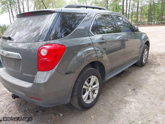 2013 Chevrolet Equinox LT with VIN 2GNALDEK2D6175769, listed as a IAAI auction lot 42088669 with 145,337 mi miles. Bid and sale history available at carsss.com. Image 4.