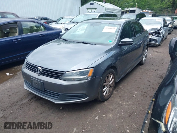 2011 Volkswagen Jetta SE with VIN 3VWDZ7AJ7BM046428, listed as a IAAI auction lot 42531958 with 146,311 mi miles and . Bid and sale history available at DreamBid. Image 2.