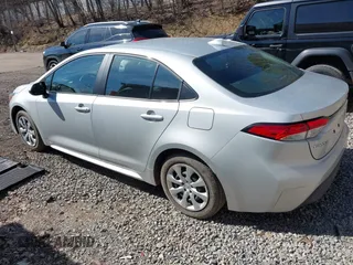 2024 Toyota Corolla LE with VIN 5YFB4MDE4RP153171, listed as a IAAI auction lot 42062717 with 9,558 mi miles and . Bid and sale history available at DreamBid. Image 3.