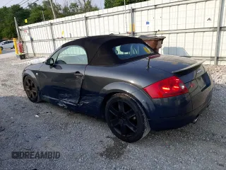 2004 Audi TT with VIN TRUUT28NX41006107, listed as a Copart auction lot 63794954 with 142,386 mi miles and Salvage Title. Bid and sale history available at carsss.com. Image 2.
