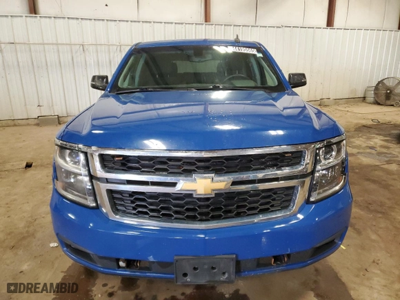 2017 Chevrolet Tahoe Commercial with VIN 1GNSKDEC7HR303353, listed as a Copart auction lot 44195565 with 158,519 mi miles and Clean Title. Bid and sale history available at carsss.com. Image 5.