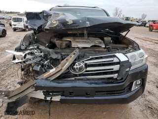 2018 Toyota Land Cruiser with VIN JTMCY7AJ1J4073037, listed as a Copart auction lot 86383704 with 91,133 mi miles and Salvage Title. Bid and sale history available at carsss.com. Image 5.