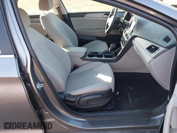 2018 Hyundai Sonata SE with VIN 5NPE24AF9JH674582, listed as a IAAI auction lot 41792449 with 113,856 mi miles and . Bid and sale history available at DreamBid. Image 5.