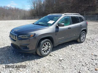 2019 Jeep Cherokee Latitude Plus with VIN 1C4PJMLB0KD191740, listed as a IAAI auction lot 41585682 with 91,755 mi miles. Bid and sale history available at carsss.com. Image 2.
