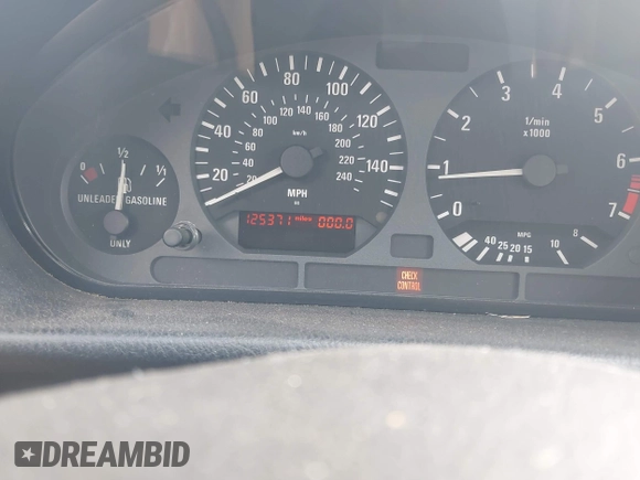 1999 BMW 3 Series 323i with VIN WBABJ8330XEM23911, listed as a IAAI auction lot 42523948 with 125,371 mi miles and . Bid and sale history available at DreamBid. Image 7.
