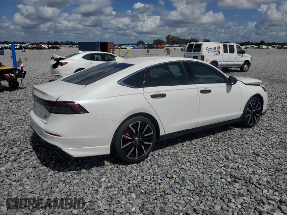 2023 Honda Accord Touring with VIN 1HGCY2F81PA025025, listed as a Copart auction lot 60253695 with 42,312 mi miles and Salvage title. Bid and sale history available at DreamBid. Image 3.