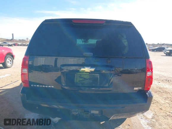 2007 Chevrolet Suburban LT with VIN 3GNFC16077G264439, listed as a IAAI auction lot 41212959 with Not Provided miles and . Bid and sale history available at DreamBid. Image 17.