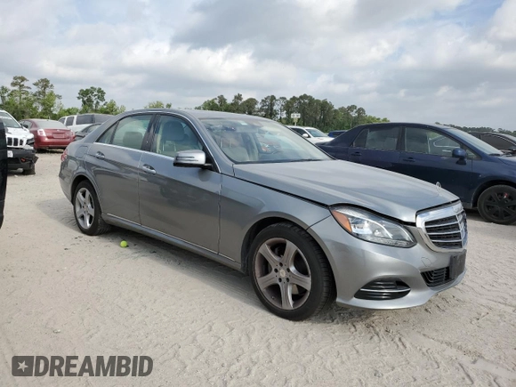 2014 Mercedes-Benz E-Class E 350 Sport with VIN WDDHF5KBXEA849461, listed as a Copart auction lot 53122165 with 87,615 mi miles and Salvage Title. Bid and sale history available at carsss.com. Image 4.
