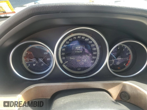 2014 Mercedes-Benz E 350 Luxury with VIN WDDHF8JB7EA863787, listed as a Copart auction lot 56862315 with 172,630 mi miles and Clean Title. Bid and sale history available at DreamBid. Image 9.