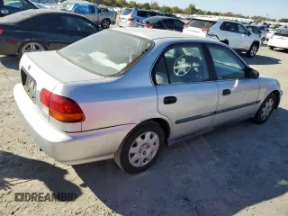 1998 Honda Civic LX with VIN 2HGEJ6670WH607791, listed as a Copart auction lot 72235594 with 205,571 mi miles and Salvage Title. Bid and sale history available at carsss.com. Image 3.