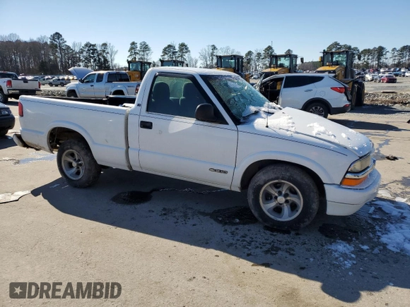 1998 Chevrolet S-10 with VIN 1GCCS1445WK146319, listed as a Copart auction lot 46377795 with 0 mi miles and Salvage Title. Bid and sale history available at carsss.com. Image 4.