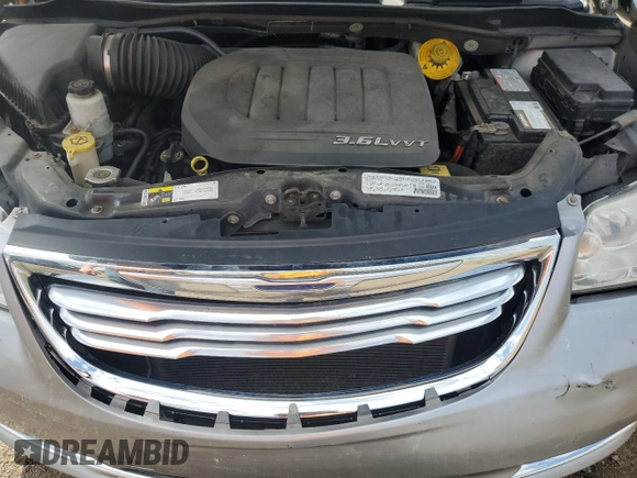 2014 Chrysler Town & Country Touring z VIN 2C4RC1BG8ER444870, wystawiony jako Copart lot #58697845 z przebiegiem 182 067 mil mil oraz Czysty tytuł • Clean title. Historia ofert i sprzedaży dostępna na DreamBid. Obrazek 12.