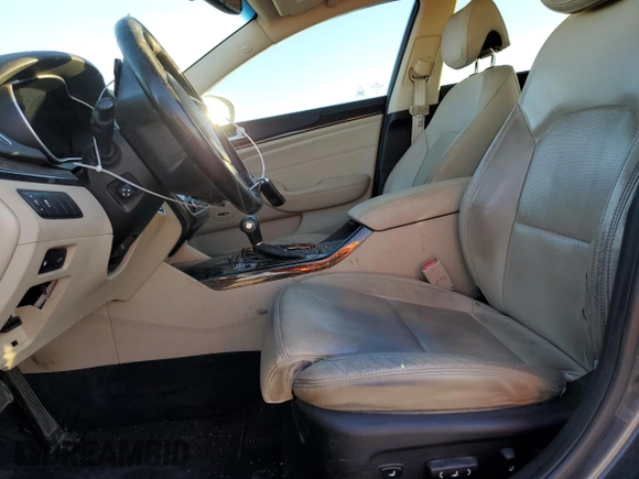 2014 Kia Cadenza Premium with VIN KNALN4D76E5162994, listed as a Copart auction lot 82047484 with 0 mi miles and Salvage Title. Bid and sale history available at carsss.com. Image 7.