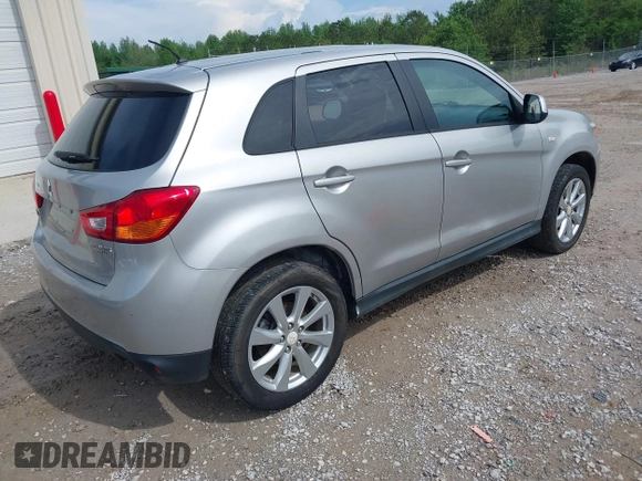 2015 Mitsubishi Outlander Sport ES with VIN 4A4AP3AU8FE057666, listed as a IAAI auction lot 42118019 with 157,543 mi miles. Bid and sale history available at carsss.com. Image 4.