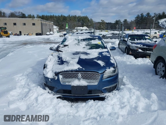 2019 Lincoln MKZ Reserve II with VIN 3LN6L5F99KR631770, listed as a IAAI auction lot 41593889 with 47,837 mi miles and . Bid and sale history available at DreamBid. Image 12.