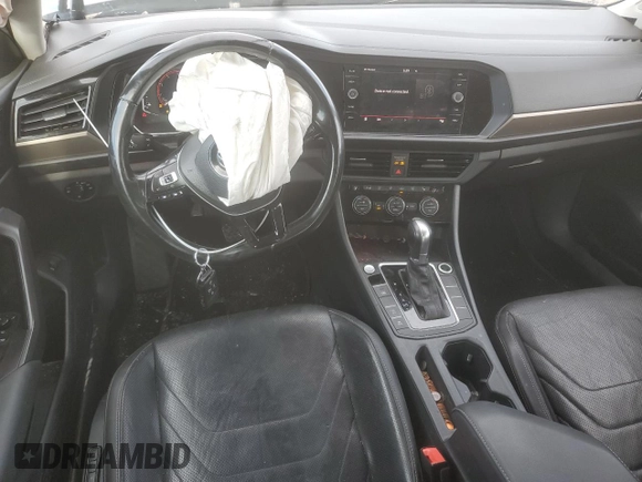 2019 Volkswagen Jetta SEL Premium с VIN 3VWGB7BUXKM185205, выставлен на аукционе Copart как лот 43470455 с пробегом 110 660 миль миль и Списание • Salvage title. История ставок и продаж доступна на DreamBid. Изображение 8.
