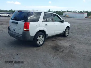 2005 Saturn VUE z VIN 5GZCZ53475S811187, wystawiony jako IAAI lot #41783924 z przebiegiem 109 825 mil mil oraz . Historia ofert i sprzedaży dostępna na DreamBid. Obrazek 4.