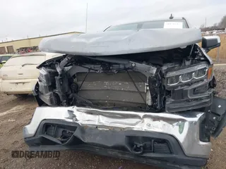 2020 Chevrolet Silverado 1500 LT with VIN 1GCRYDED5LZ234685, listed as a IAAI auction lot 41036715 with 126,854 mi miles. Bid and sale history available at carsss.com. Image 6.