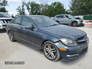 2013 Mercedes-Benz C-Class C 250 Sport with VIN WDDGF4HB0DA853269, listed as a Copart auction lot 54662525 with 139,161 mi miles and Clean Title. Bid and sale history available at carsss.com. Image 4.