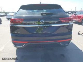 2020 Volkswagen Atlas Cross Sport 3.6L V6 SE w/Technology with VIN 1V25E2CA1LC230199, listed as a IAAI auction lot 41509866 with 31,220 mi miles. Bid and sale history available at carsss.com. Image 16.