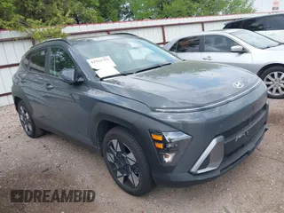 2025 Hyundai Kona SEL with VIN KM8HB3AB3SU246630, listed as a IAAI auction lot 41921755 with 4,966 mi miles. Bid and sale history available at carsss.com. Image 1.