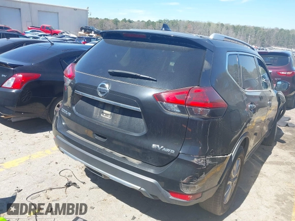 2018 Nissan Rogue SV with VIN JN8AT2MV5JW304330, listed as a IAAI auction lot 41822490 with 128,646 mi miles. Bid and sale history available at carsss.com. Image 4.