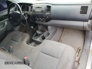 2005 Toyota Tacoma with VIN 5TEPX42N55Z044075, listed as a Copart auction lot 76052604 with 319,732 mi miles and Salvage Title. Bid and sale history available at carsss.com. Image 8.