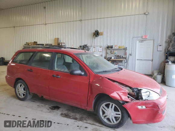 2001 Ford Focus SE with VIN 1FAFP36321W214680, listed as a Copart auction lot 43692915 with 157,811 mi miles and Salvage Title. Bid and sale history available at carsss.com. Image 4.