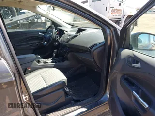 2017 Ford Escape SE with VIN 1FMCU0G92HUF10596, listed as a IAAI auction lot 42038215 with 145,735 mi miles. Bid and sale history available at carsss.com. Image 5.