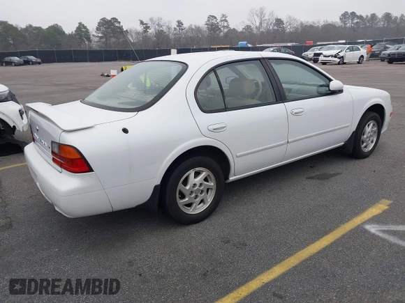 1995 Nissan Maxima GLE с VIN JN1CA21D9ST631518, выставлен на аукционе IAAI как лот 41604703 с пробегом 125 150 миль миль и . История ставок и продаж доступна на DreamBid. Изображение 4.