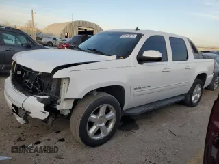 2010 Chevrolet Avalanche LT with VIN 3GNNCFE02AG275656, listed as a Copart auction lot 84417574 with 191,476 mi miles and Salvage Title. Bid and sale history available at carsss.com. Image 1.