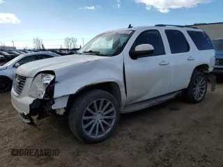 2010 GMC Yukon z VIN 1GKUKAE05AR113504, wystawiony jako Copart lot #50312015 z przebiegiem 339 511 mil mil oraz Czysty tytuł • Clean title. Historia ofert i sprzedaży dostępna na DreamBid. Obrazek 1.
