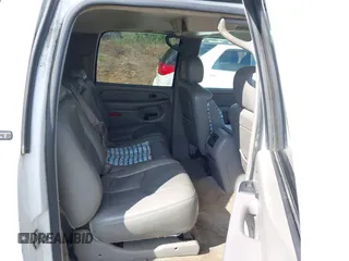 2006 Chevrolet Suburban Z71 with VIN 3GNFK16Z46G103093, listed as a IAAI auction lot 42179947 with 211,301 mi miles and . Bid and sale history available at DreamBid. Image 8.