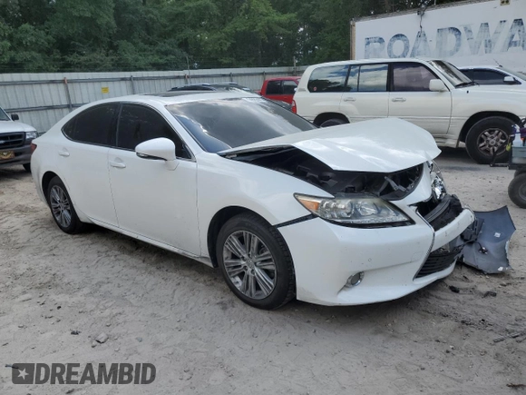 2015 Lexus ES 330 with VIN JTHBK1GGXF2191644, listed as a Copart auction lot 54883495 with 268,966 mi miles and Salvage Title. Bid and sale history available at DreamBid. Image 4.