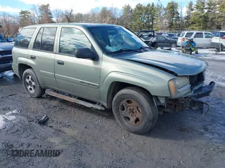 2003 Chevrolet TrailBlazer LS with VIN 1GNDT13S132405618, listed as a IAAI auction lot 41673668 with 151,575 mi miles. Bid and sale history available at carsss.com. Image 1.