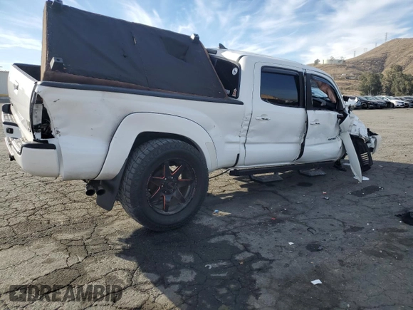 2015 Toyota Tacoma PreRunner with VIN 3TMKU4HN5FM046904, listed as a Copart auction lot 43085345 with 86,400 mi miles and Salvage title. Bid and sale history available at DreamBid. Image 3.