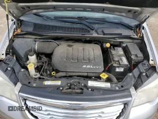2011 Chrysler Town & Country Touring z VIN 2A4RR5DG9BR720174, wystawiony jako Copart lot #54435885 z przebiegiem 168 089 mil mil oraz Szkoda całkowita • Salvage title. Historia ofert i sprzedaży dostępna na DreamBid. Obrazek 12.