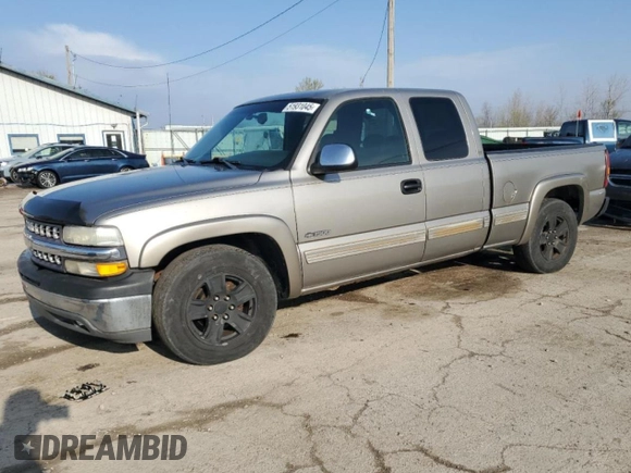 2001 Chevrolet Silverado 1500 LS with VIN 2GCEC19T211106262, listed as a Copart auction lot 51931045 with 206,099 mi miles and Salvage Title. Bid and sale history available at DreamBid. Image 1.