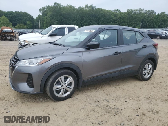 2021 Nissan Kicks S z VIN 3N1CP5BV7ML565422, wystawiony jako Copart lot #57024525 z przebiegiem 46 747 mil mil oraz Szkoda całkowita • Salvage title. Historia ofert i sprzedaży dostępna na DreamBid. Obrazek 1.