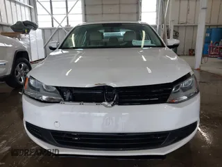 2011 Volkswagen Jetta Sedan SE with VIN 3VWDX7AJ8BM330849, listed as a IAAI auction lot 41972807 with 134,655 mi miles. Bid and sale history available at carsss.com. Image 12.