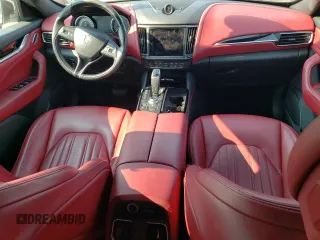 2021 Maserati Levante GT with VIN ZN661XUA9MX372242, listed as a Copart auction lot 69440164 with 33,783 mi miles and Salvage Title. Bid and sale history available at carsss.com. Image 8.