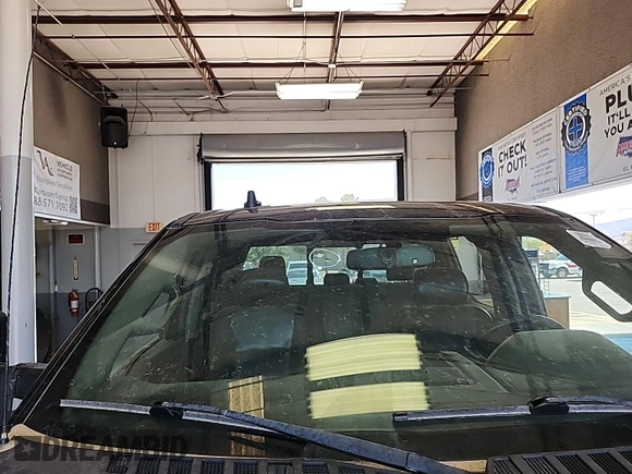 2019 Ford F-250 XL with VIN 1FT7W2BT0KED41596, listed as a IAAI auction lot 42727923 with 246,034 mi miles and . Bid and sale history available at DreamBid. Image 19.