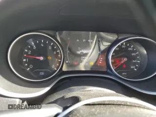 2019 Jeep Compass Latitude с VIN 3C4NJDBB0KT713320, выставлен на аукционе Copart как лот 55844865 с пробегом 80 717 миль миль и Списание • Salvage title. История ставок и продаж доступна на DreamBid. Изображение 9.